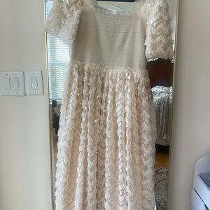 Ivy City Co Cream Maxi Dress